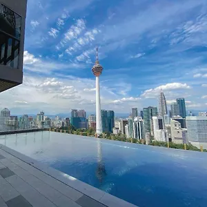 Ceylonz Infinity Pool By Bukit Bintang Apartamento